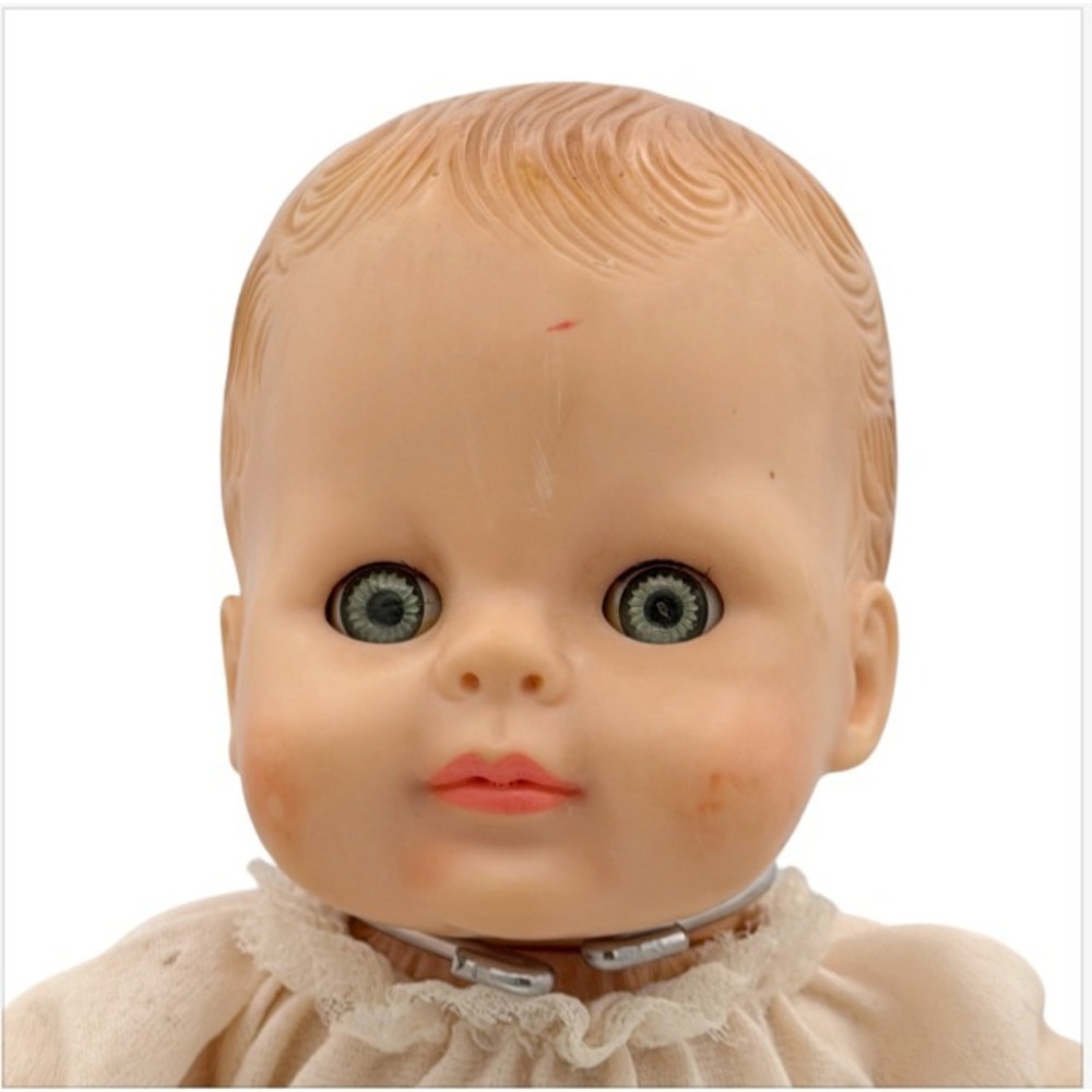 Vintage 1964 SUE DOLL 11" Baby Sleep Eyes Cloth Body Restoration Project Gown - Picture 3 of 13